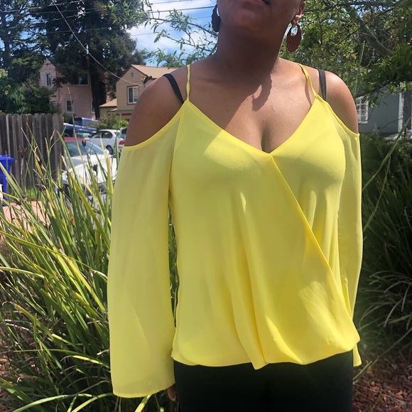 Clearance 🎉Naked Zebra Canary Yellow Blouse - Picture 4 of 7